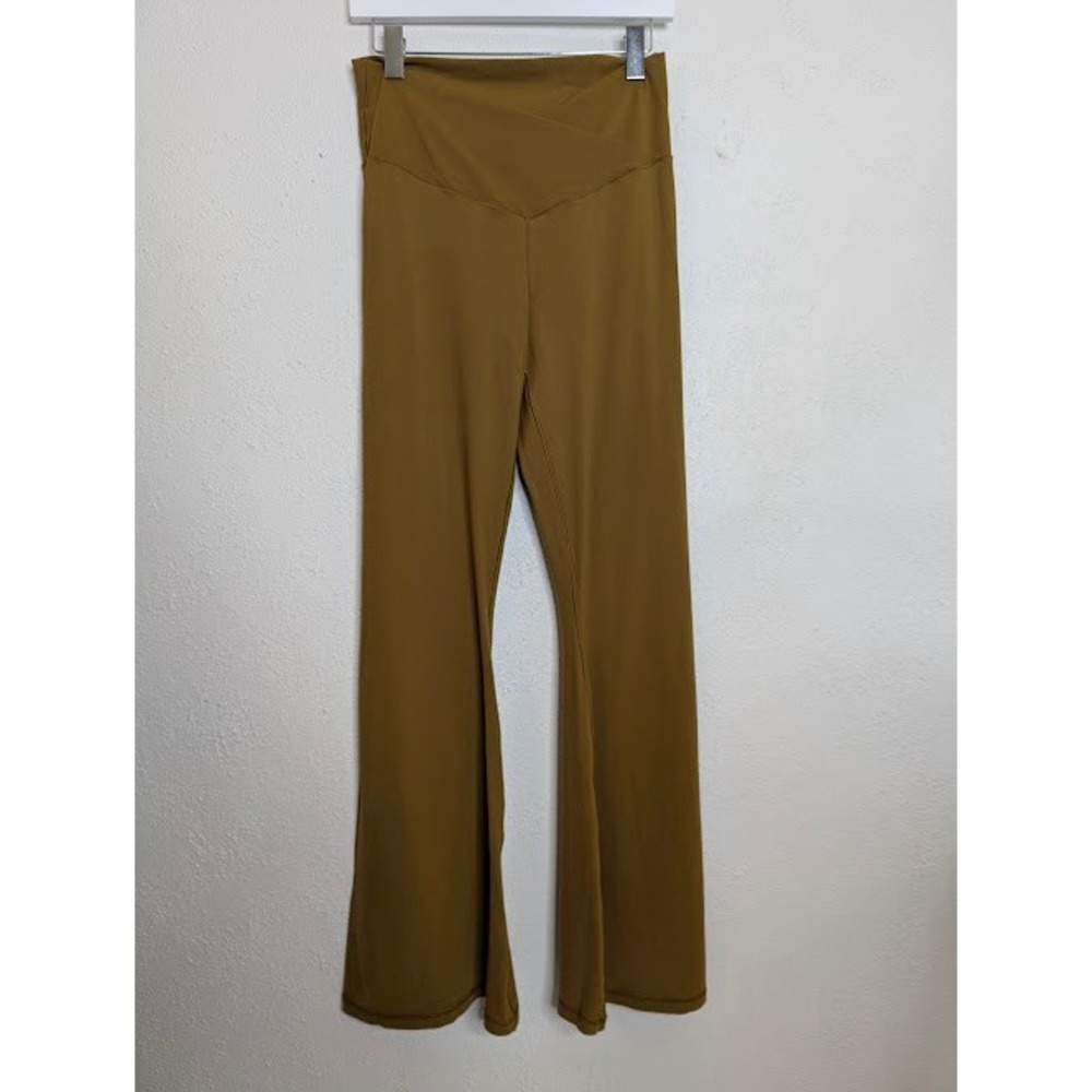 American Eagle Offline Real Me High Waisted Crossover Flare Leggings Orange XL